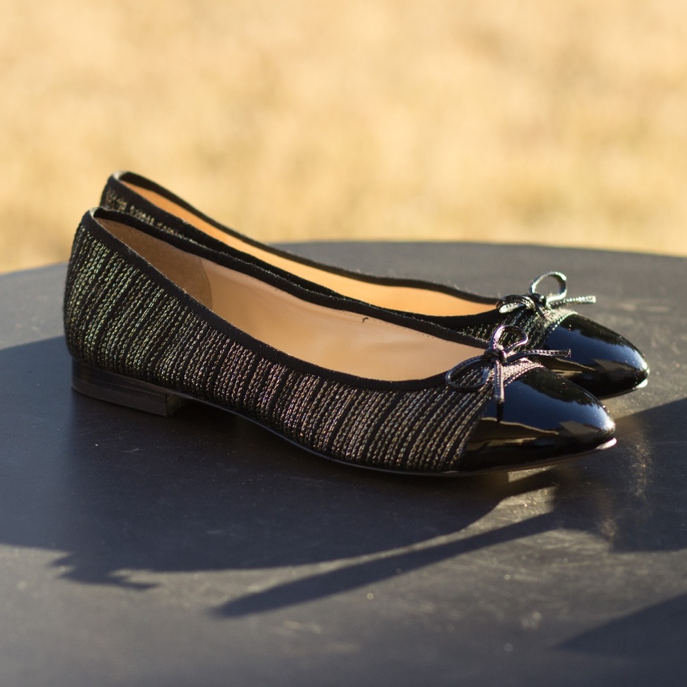Jodi by Marc Fisher Black Cap Toe Ballet Flats 8